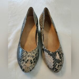 Vionic Antonia Snake Print Wedge